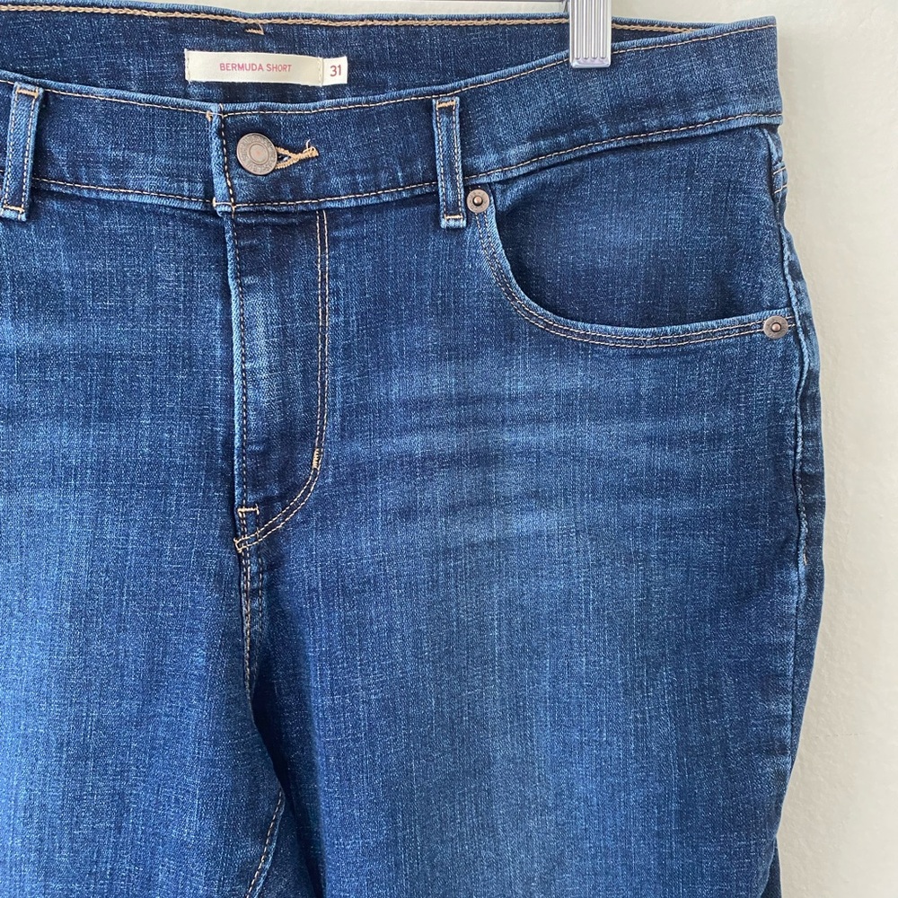 Levi’s Blue Denim Bermuda Shorts SZ 31 - Picture 7 of 10